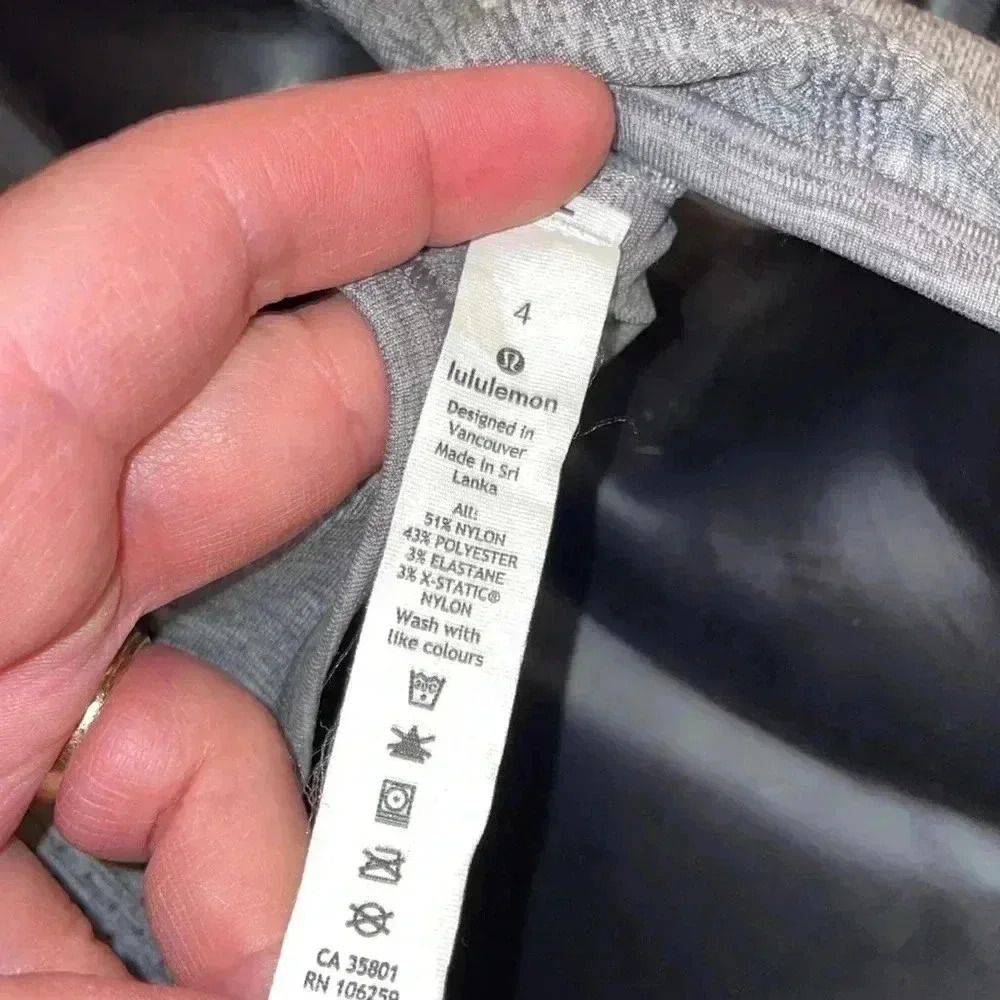 🛑SOLD🛑 Lululemon Swifty Tech- 4 - Picture 10 of 10